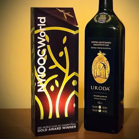 Robinson House Orkula In The Heart Of Olive's Yard